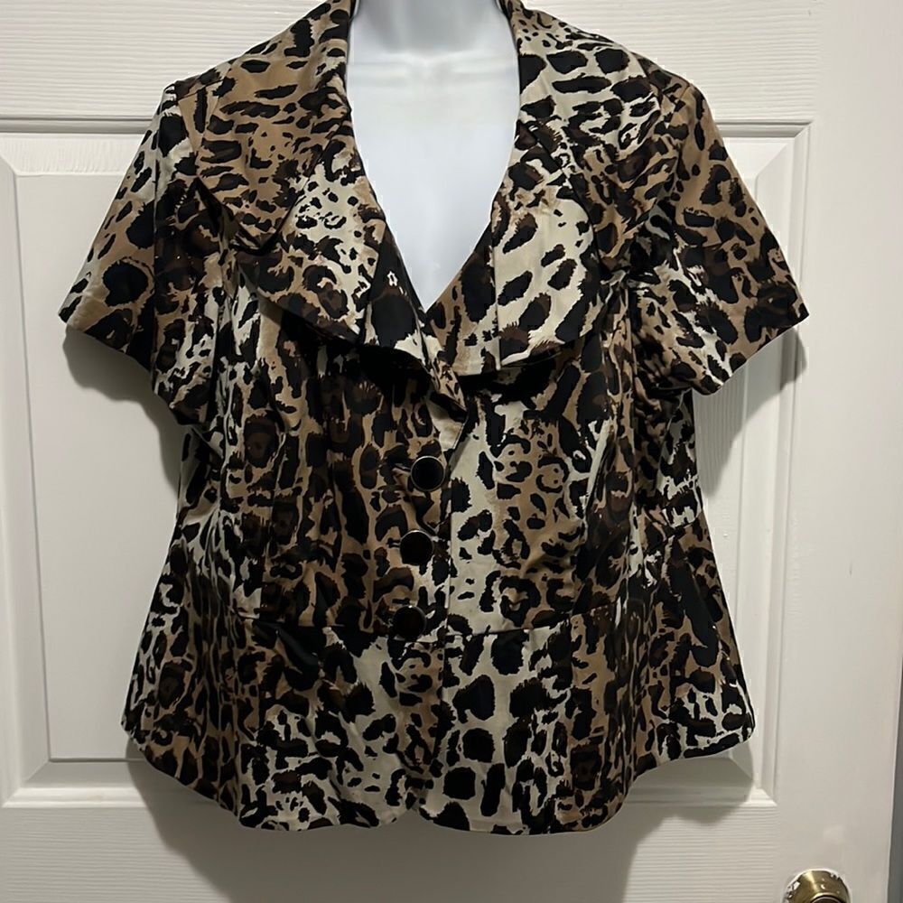 Leopard Print Short Sleeve Blazer/shirt